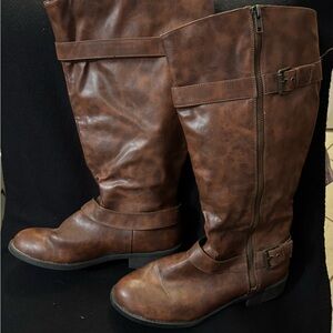 Stylish Brown Knee Boots